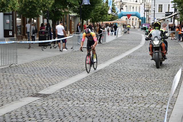 洞察力在关 洞察力在关